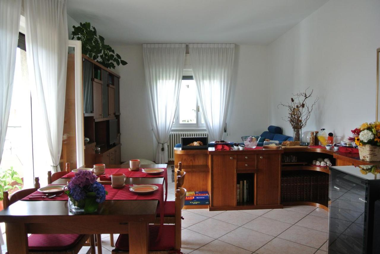 B&B Sari Комо Екстериор снимка